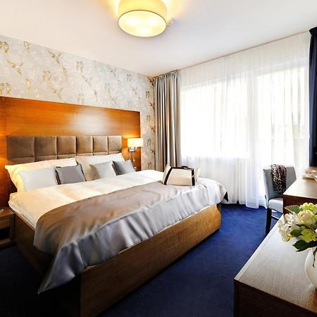 Hotel Park Dolny Kubin Exterior photo