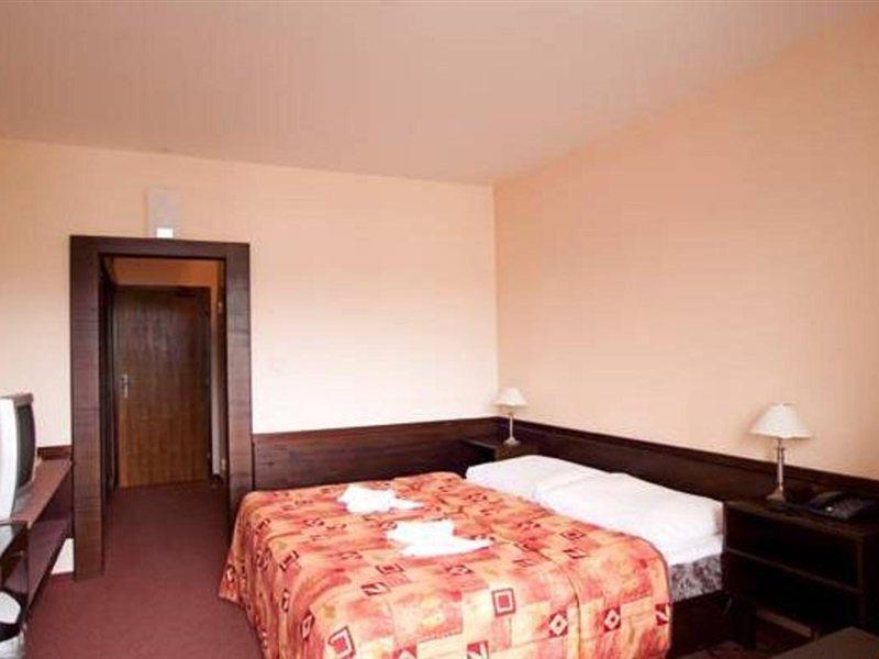 Hotel Park Dolny Kubin Exterior photo